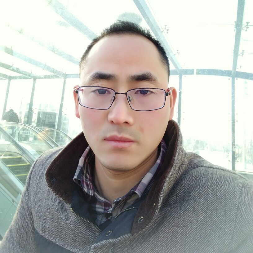 西装邂逅无垠的照片