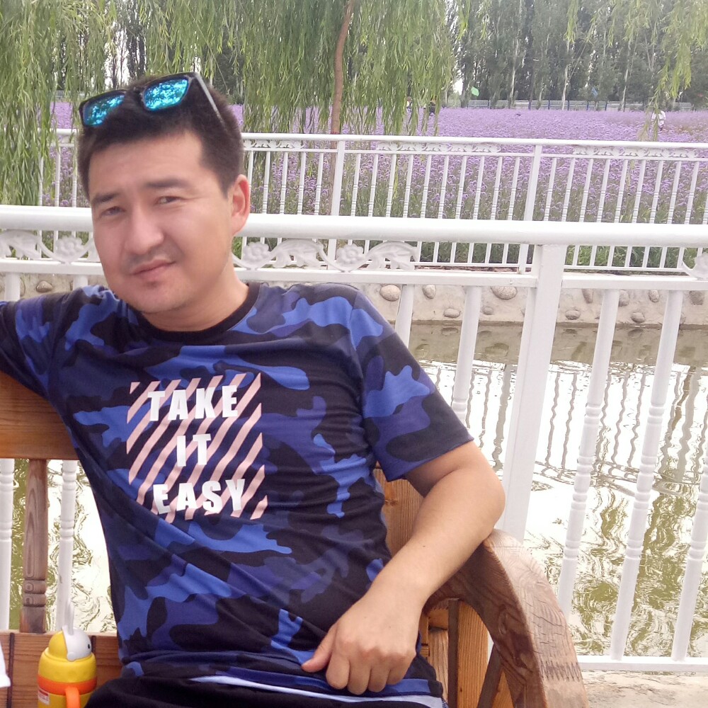 留胡子鼠标的照片