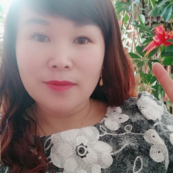 单纯保温杯的照片
