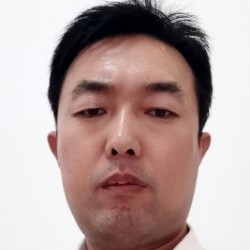 狗扯粗暴的照片