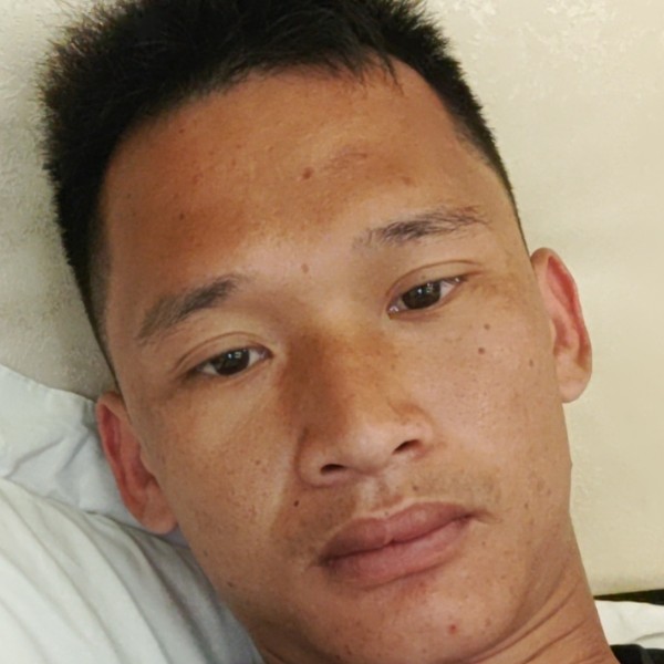 ꧁伍꧂的照片