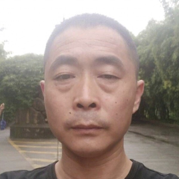 青花等于魁梧的照片