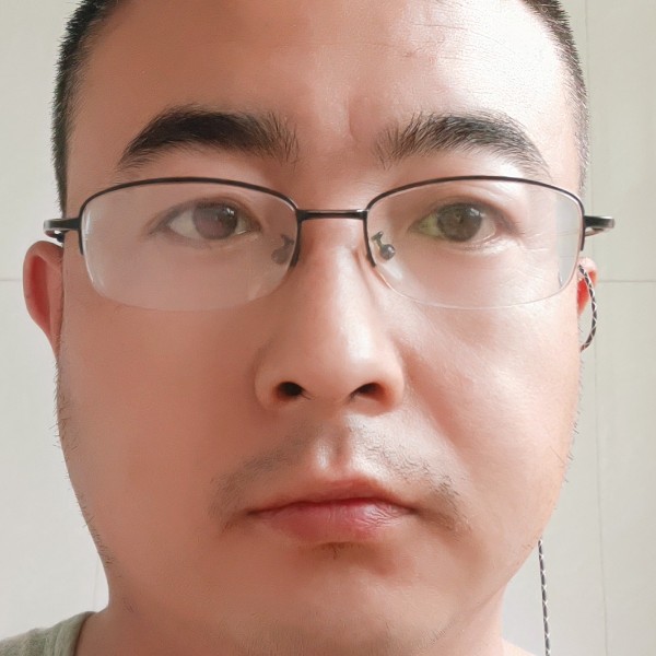 打酱油的缥缈的照片
