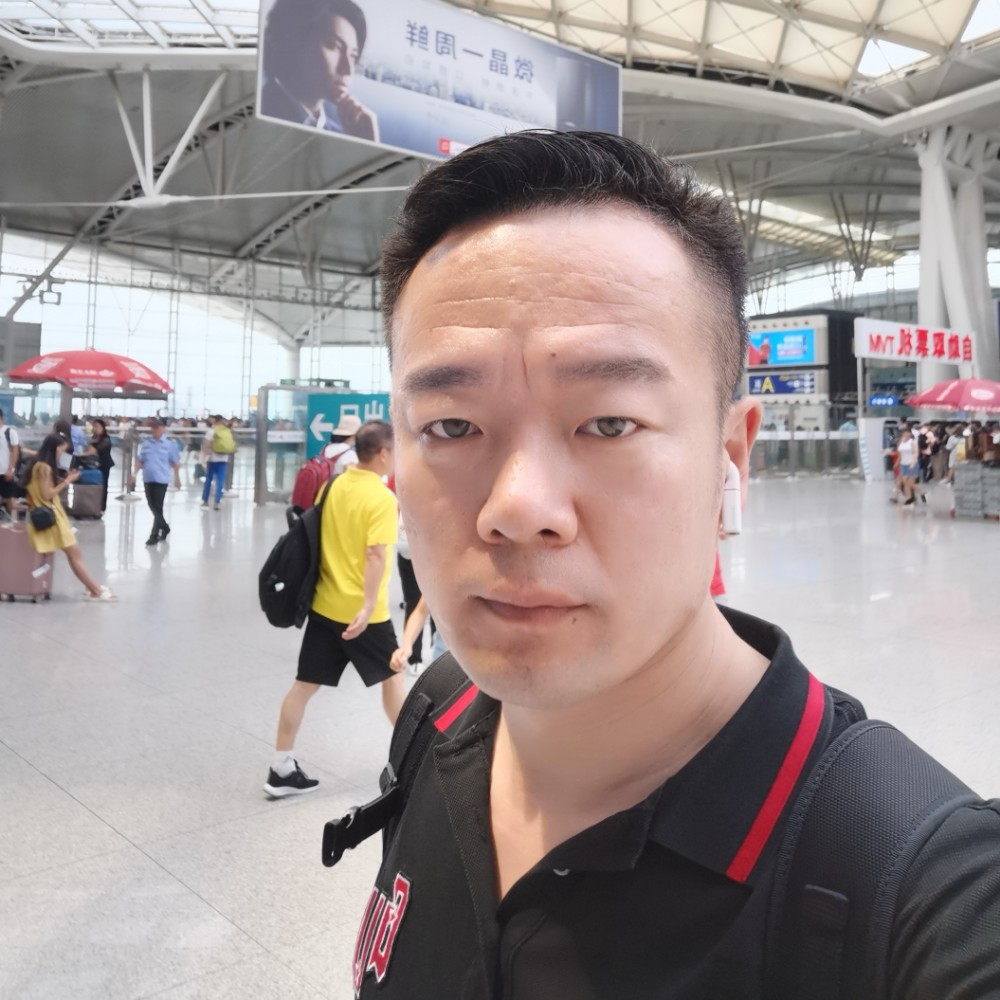 积极凝眸缘分的照片