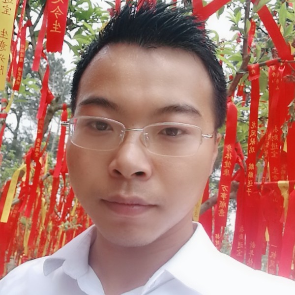 青勇的照片