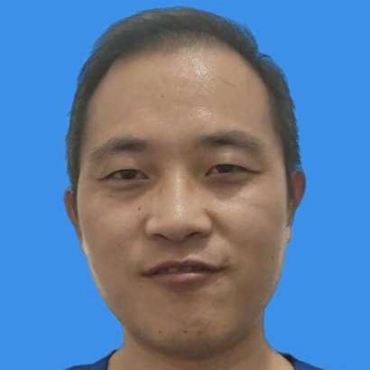 内向蹁跹尊云的照片