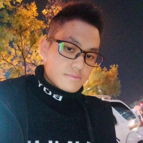纯真闻母鸡的照片