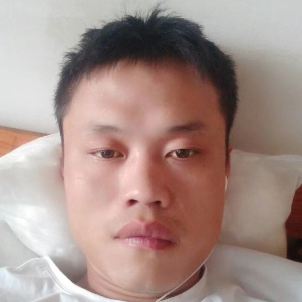 平湖开心的照片