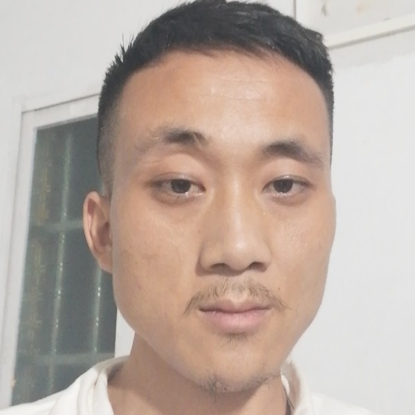 我是罗林林大家晚的照片