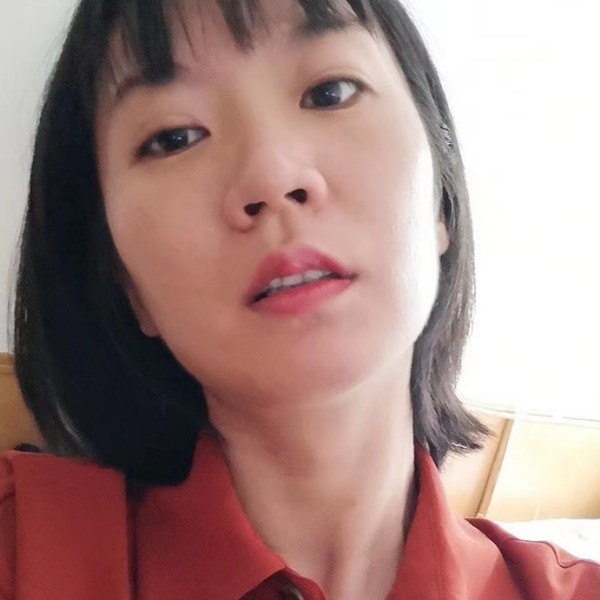 蹦蹦跳跳龙的照片