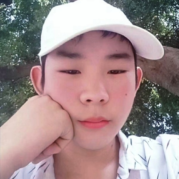 夏露伶俐的照片