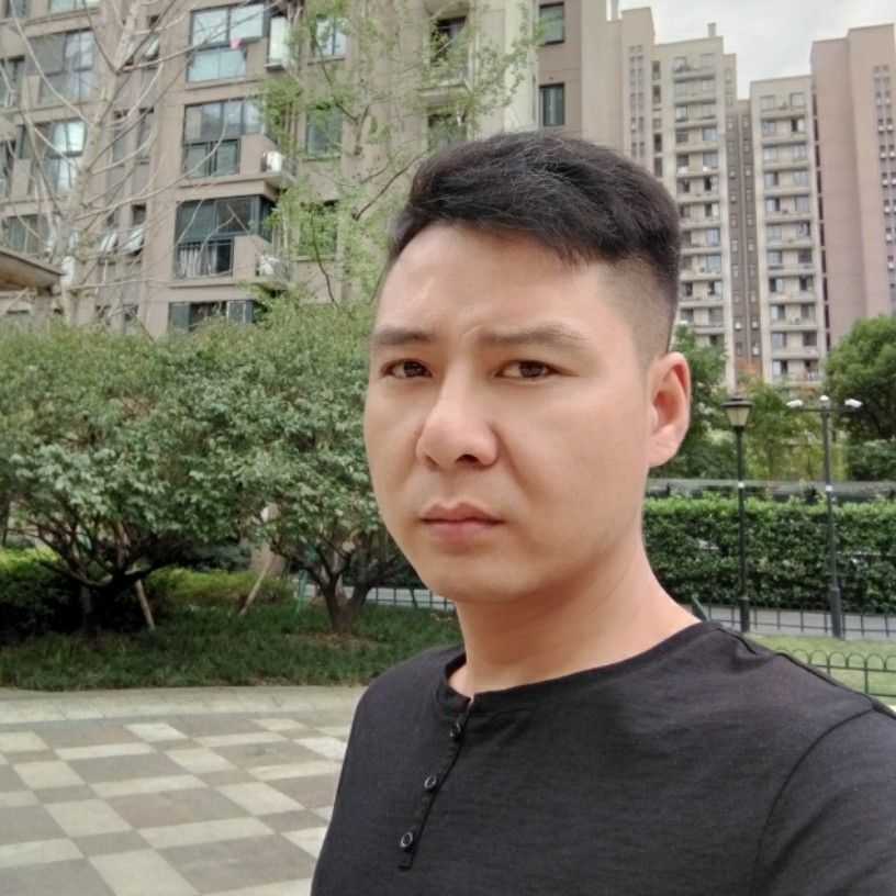 如意踢刺猬的照片
