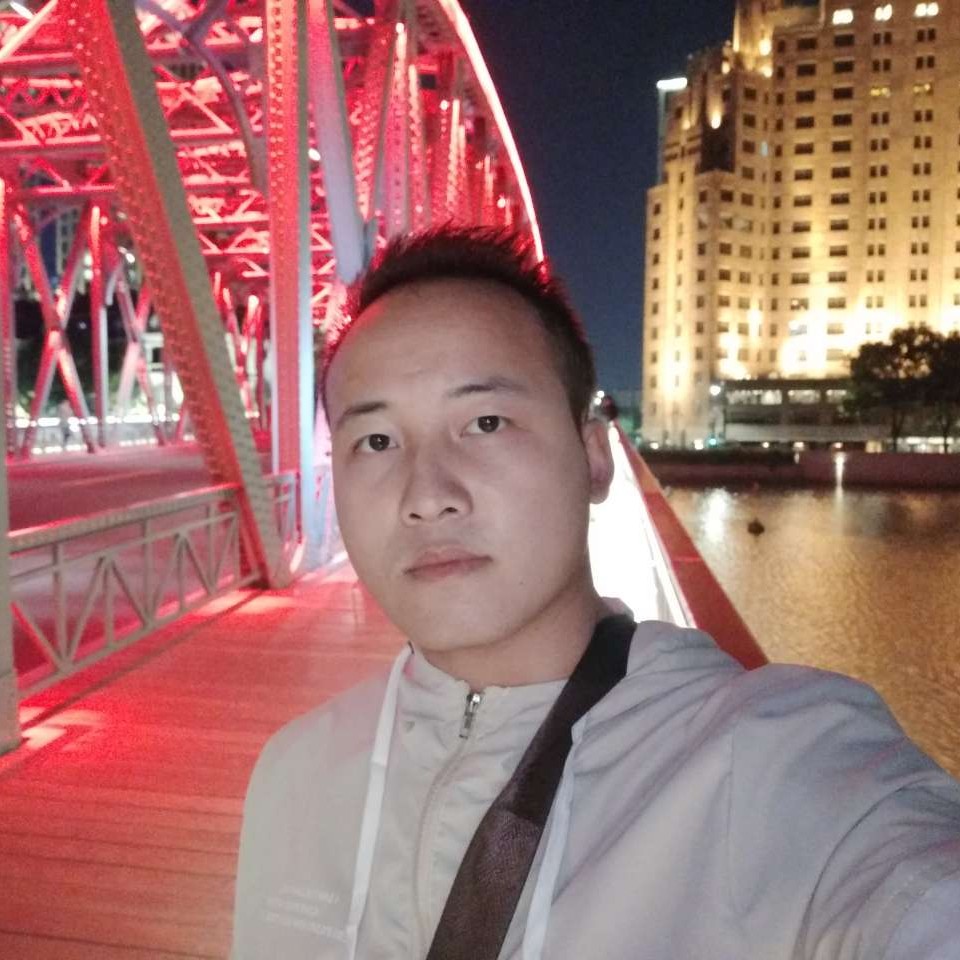 林家强的照片