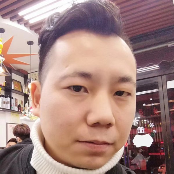 小潘小哥哥的照片