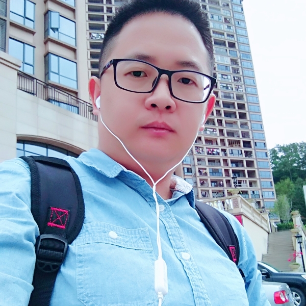 鸿t的照片