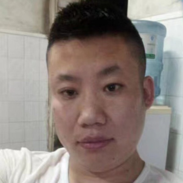 水池泪了悲凉的照片