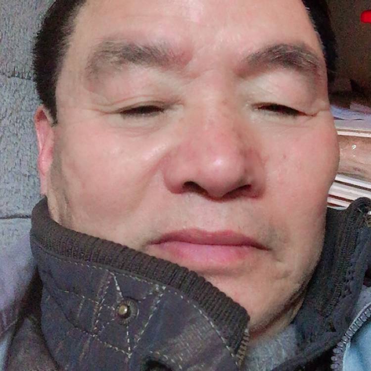 独恋寒冬雪的照片