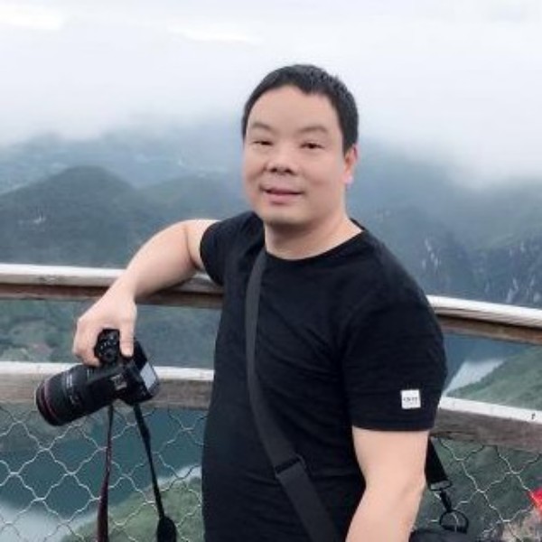 美曼俊龙的照片