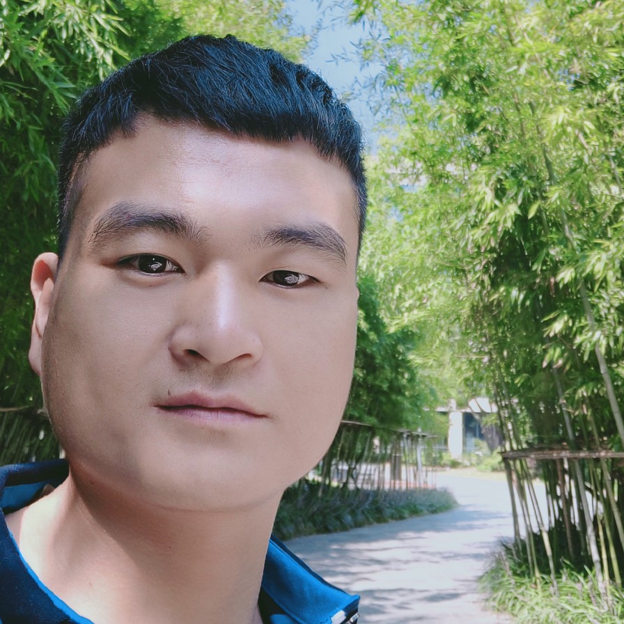 秋颜蹁跹自信的照片
