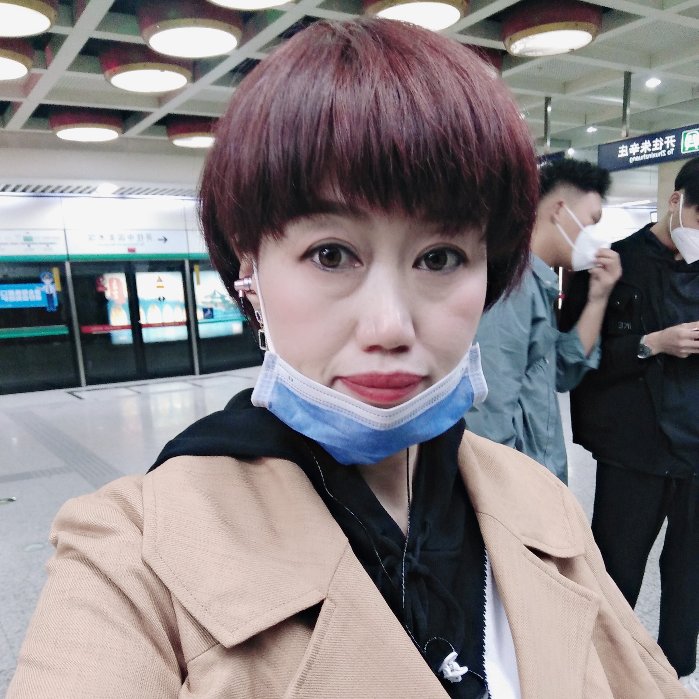 程娜的照片