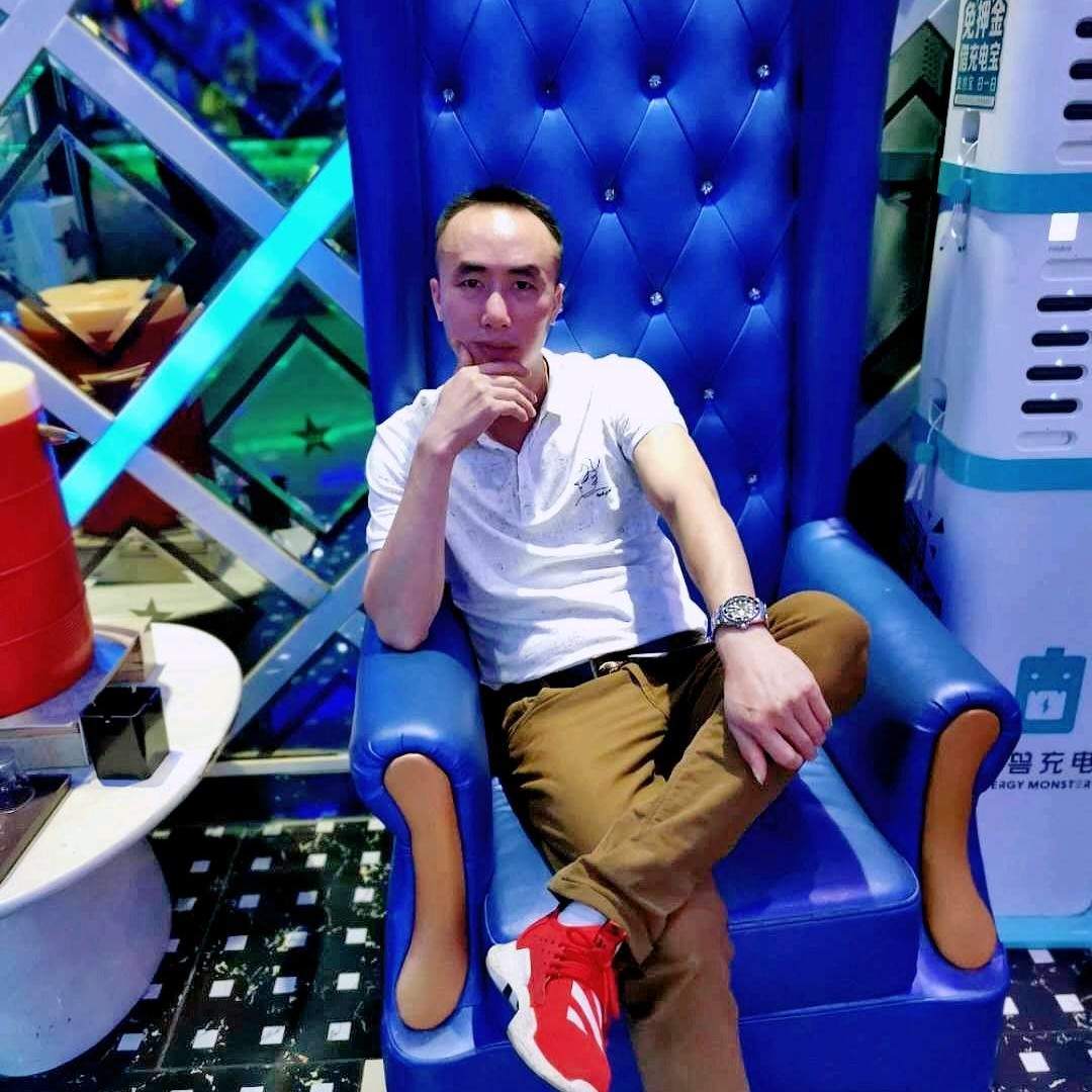 半路温情的照片