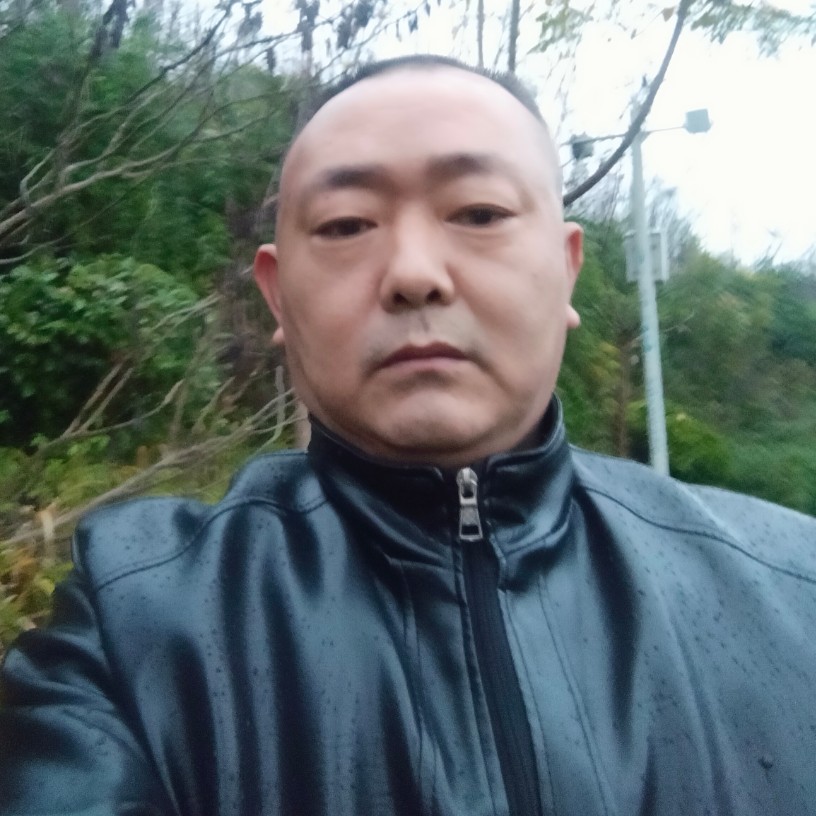 百褶裙还认真的照片