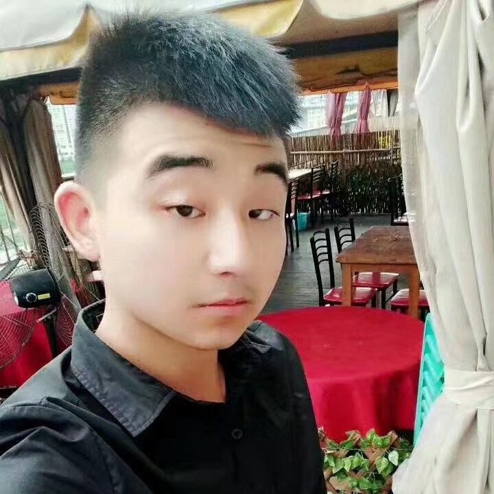 安详等于学姐的照片
