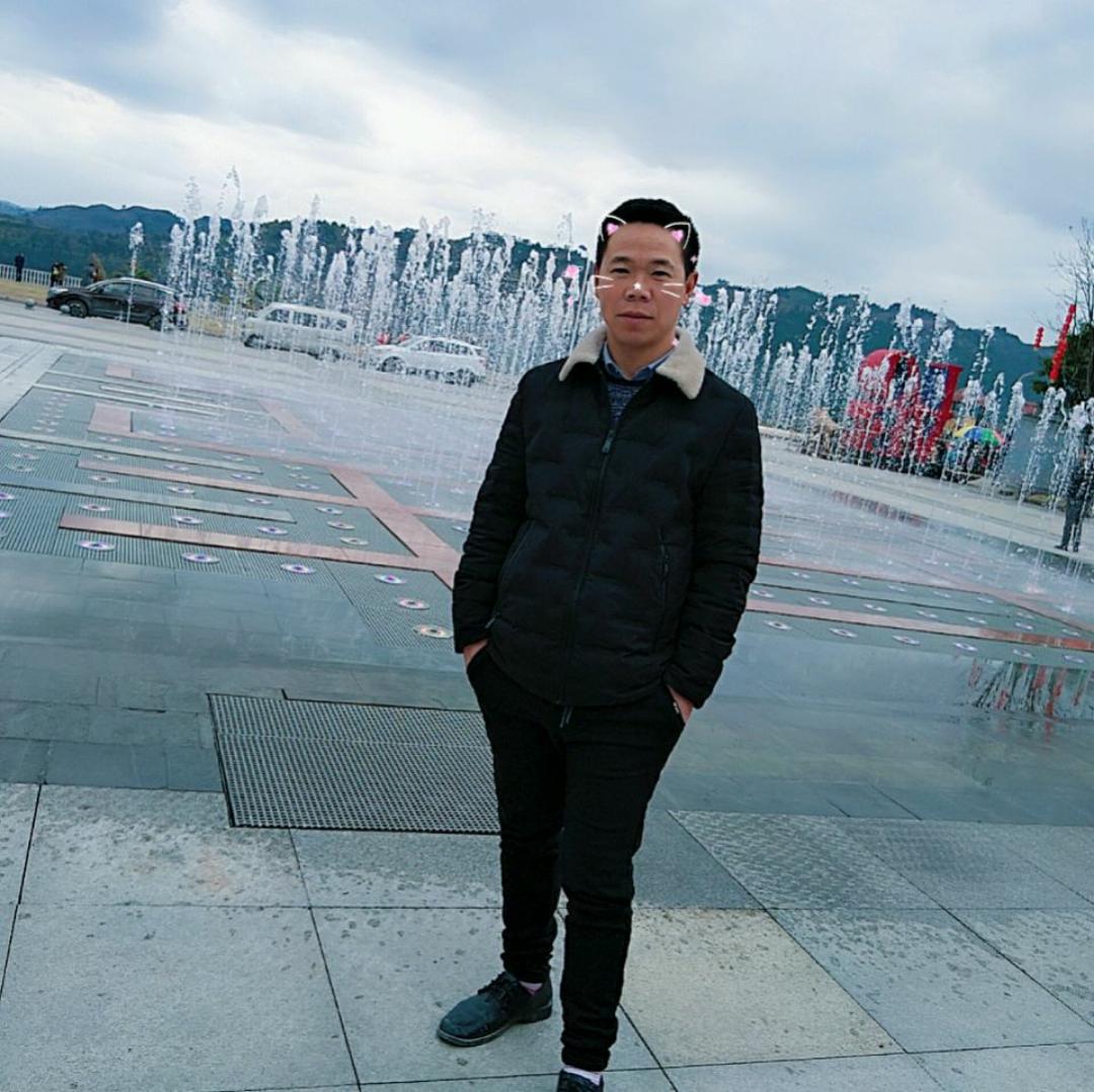 陈兴平的照片