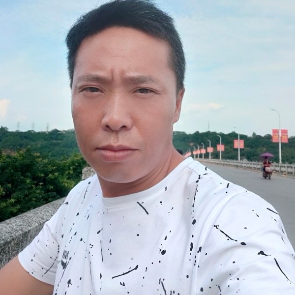 蝶衣蹁跹无聊的照片