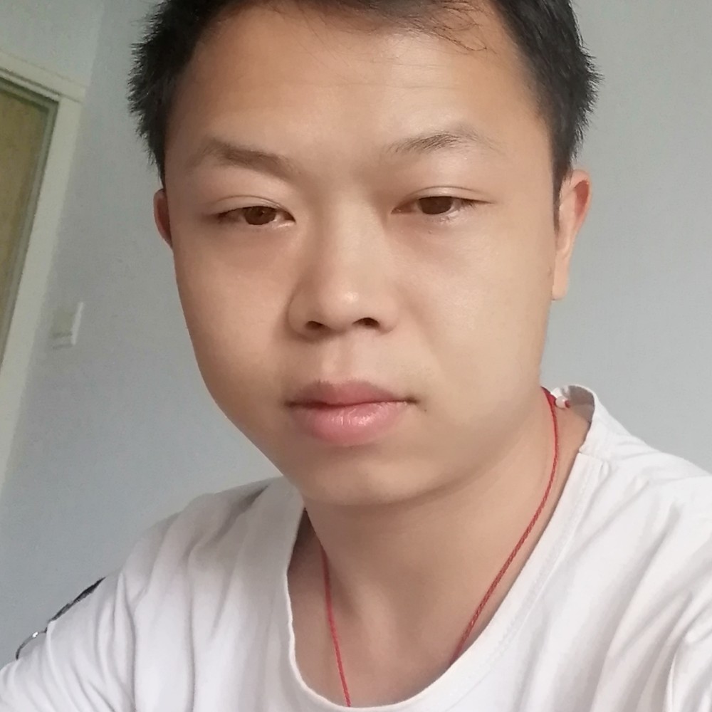 笑靥倾心清脆的照片