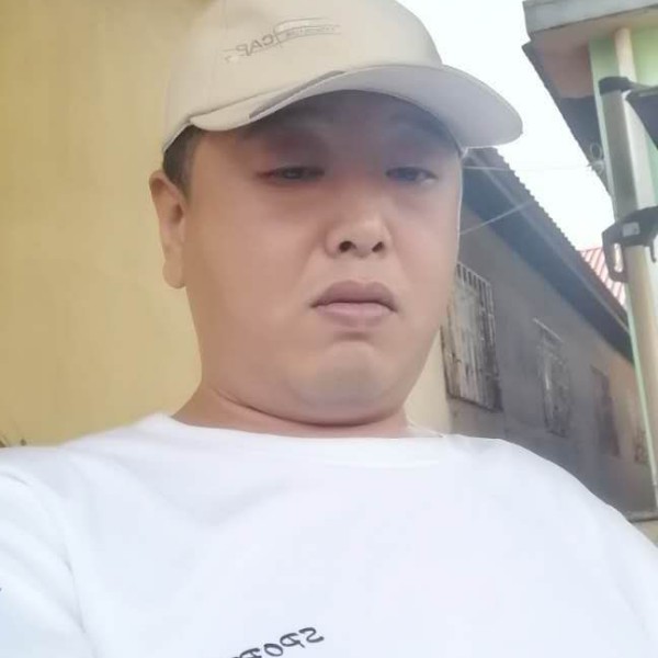 月亮上的豌豆的照片