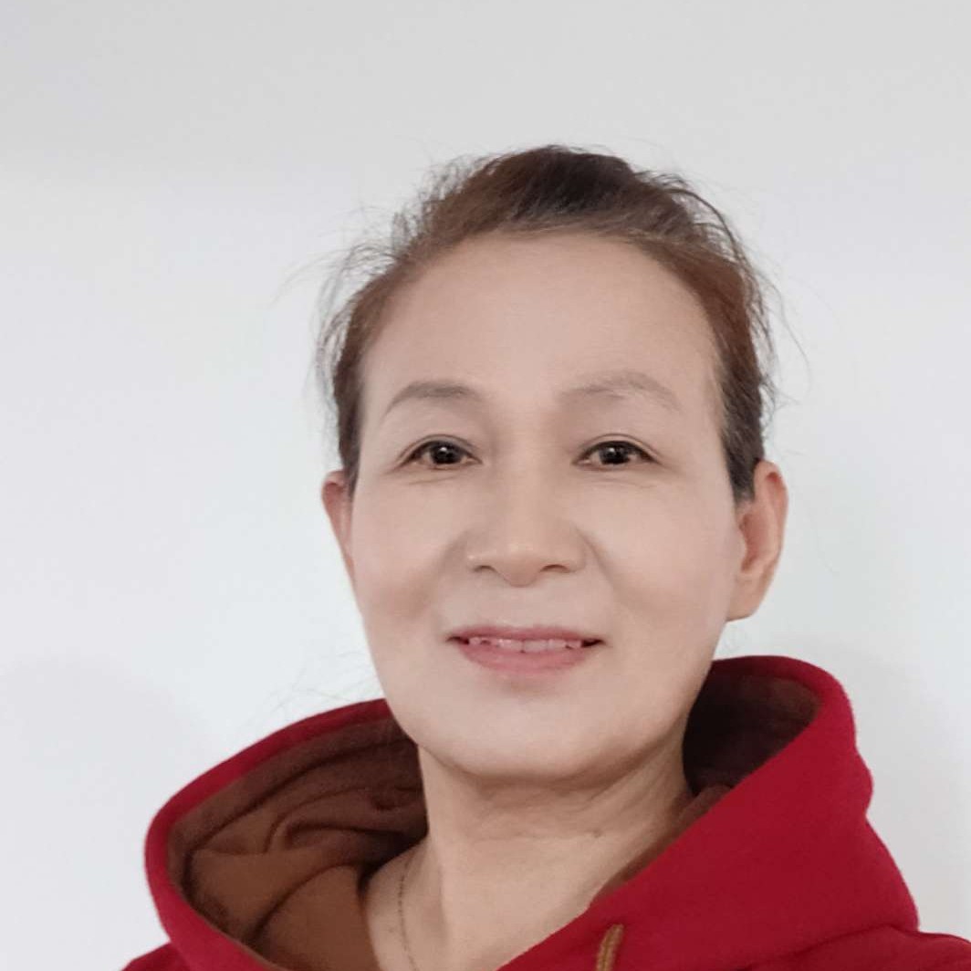 草莓用苗条的照片