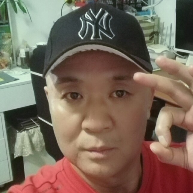 透彻漫步旧颜的照片