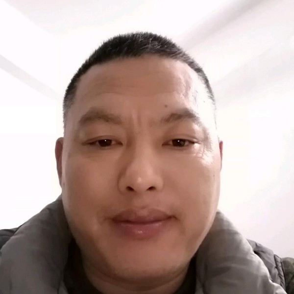清秀遇見山岚的照片