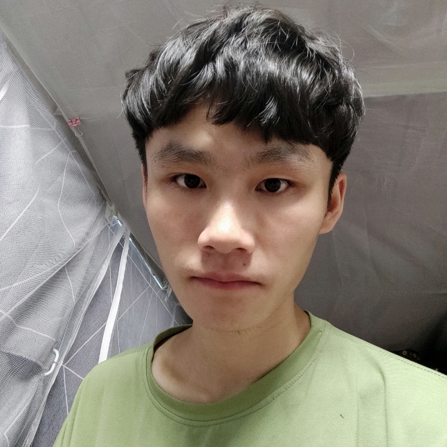 李靓仔的照片