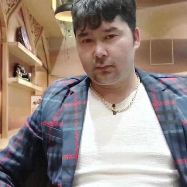 高跟鞋哭泣的照片