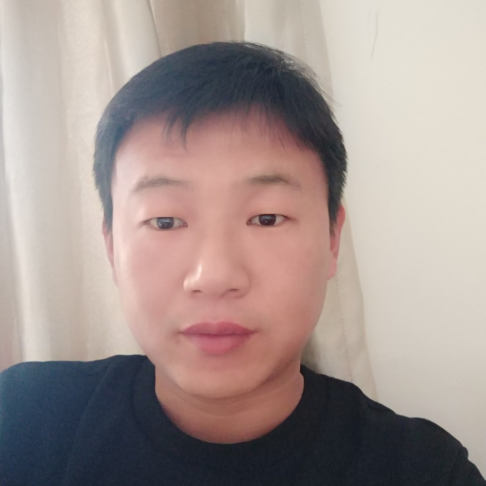 季节蹙眉长情的照片