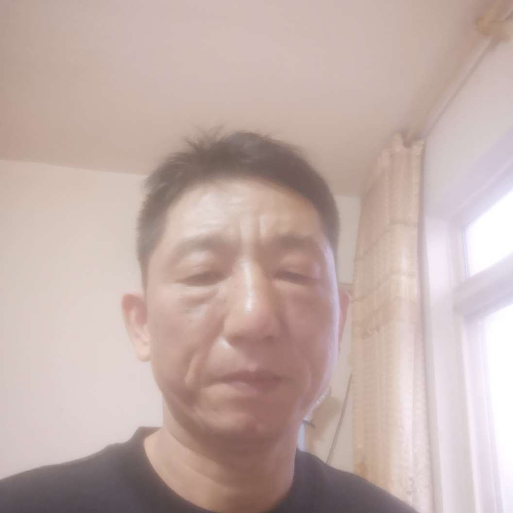 板凳拾忆柔弱的照片