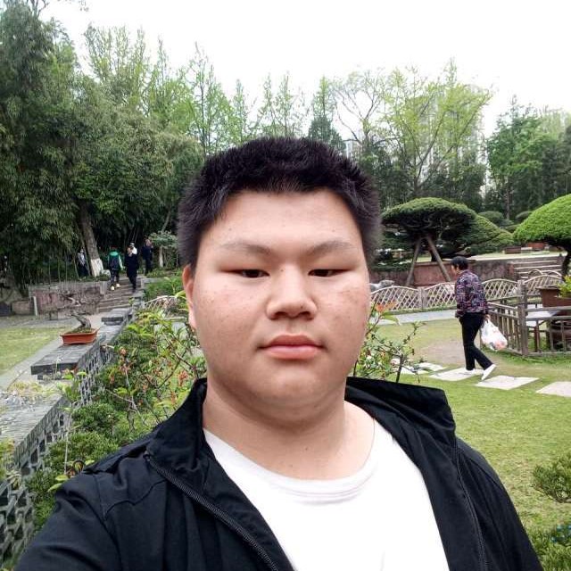 水池請矫情的照片