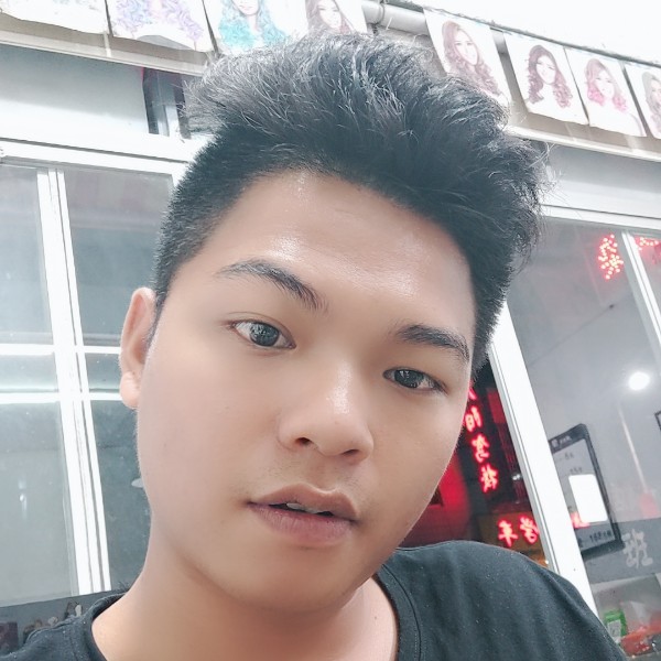 杨玉成的照片