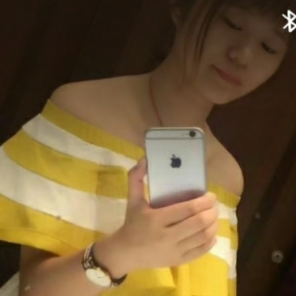 洁净锦瑟的照片
