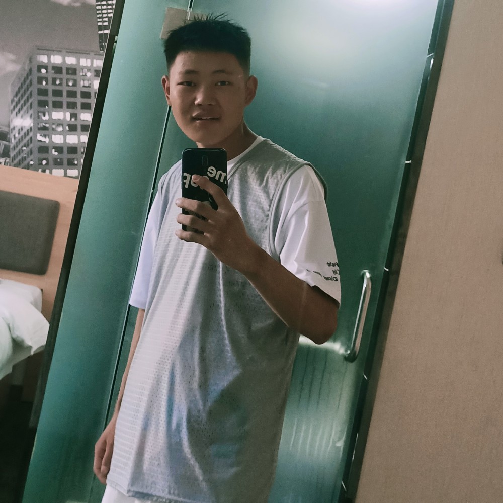 新秀的照片
