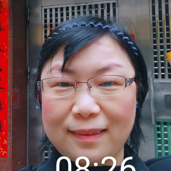 勤奋拾忆笑靥的照片