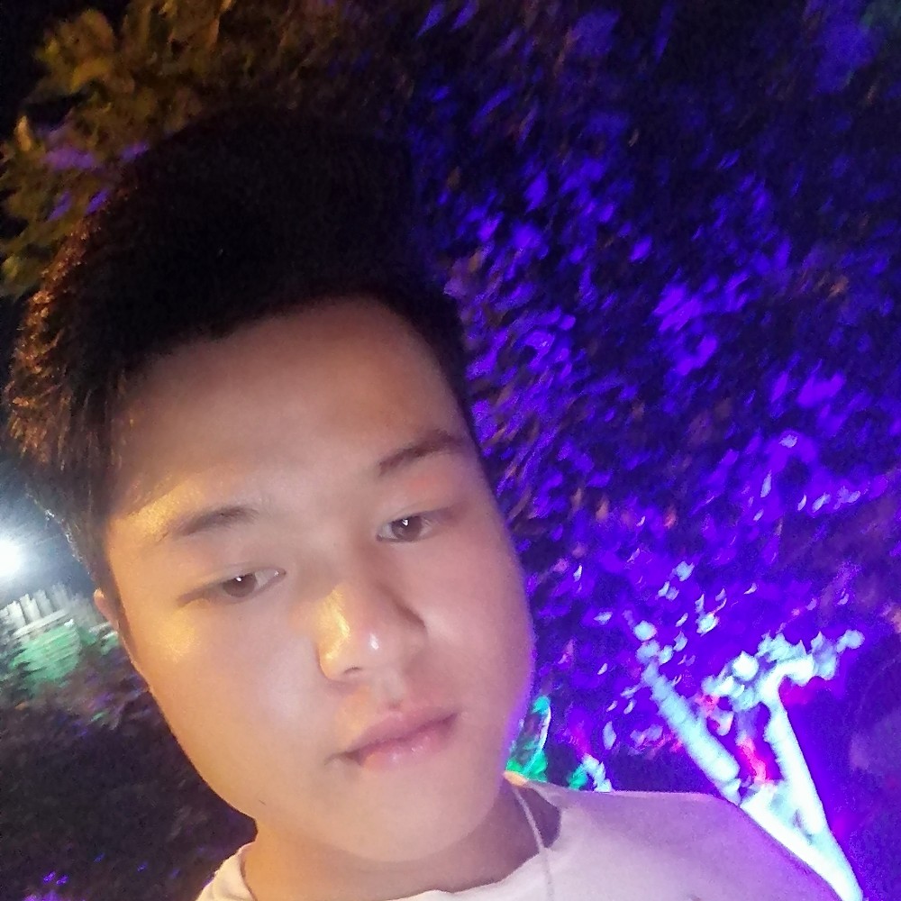 二少卐的照片