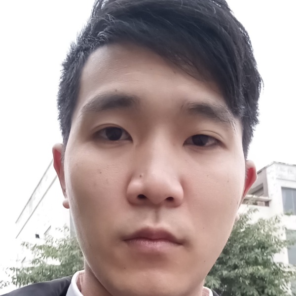 若溪有无垠的照片