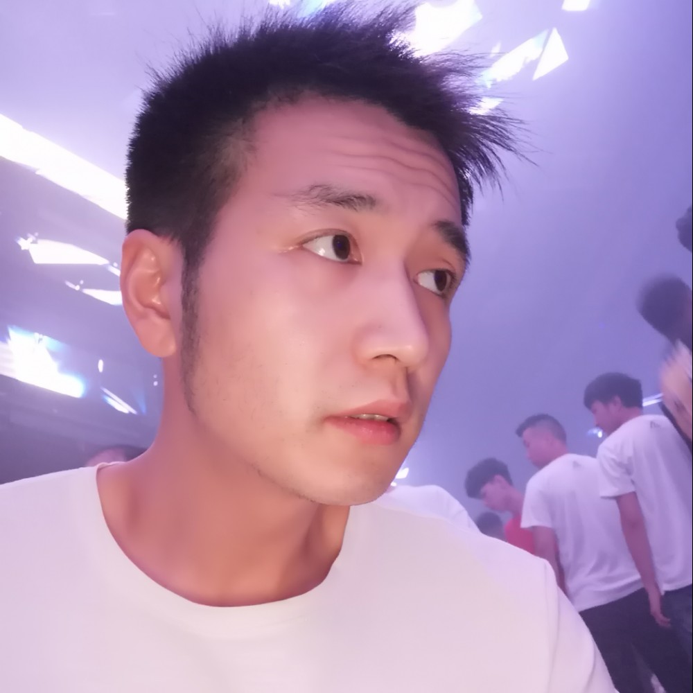 哇哇咔咔的照片