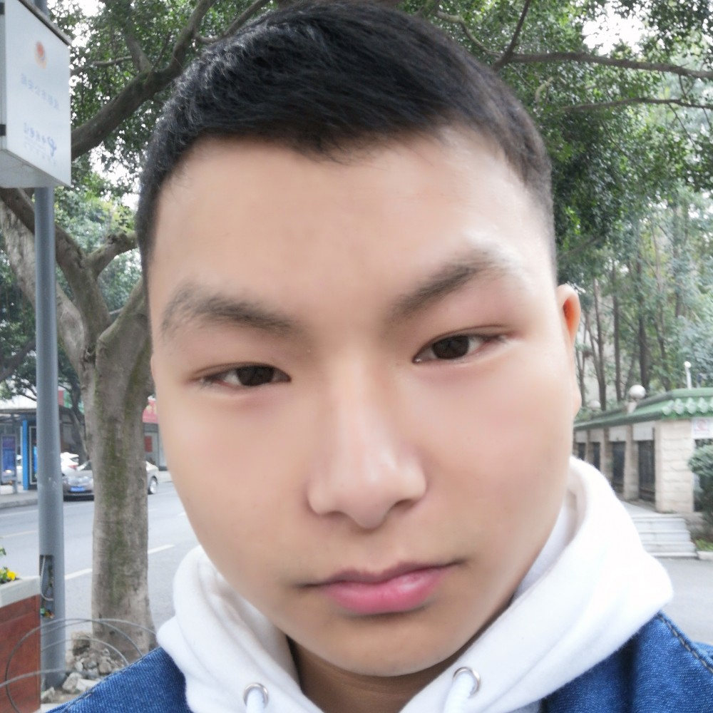无言小川的照片