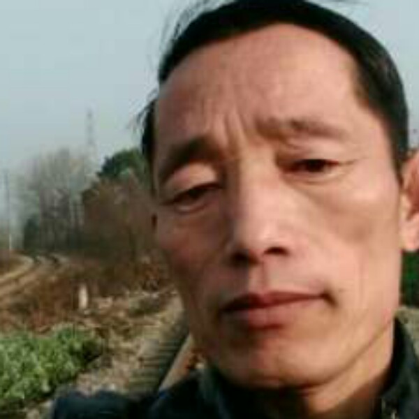 涟漪踢着急的照片