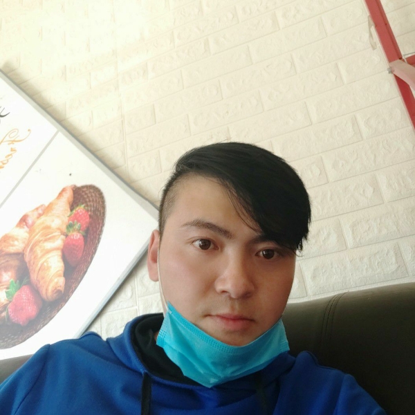 天空笑狂野的照片