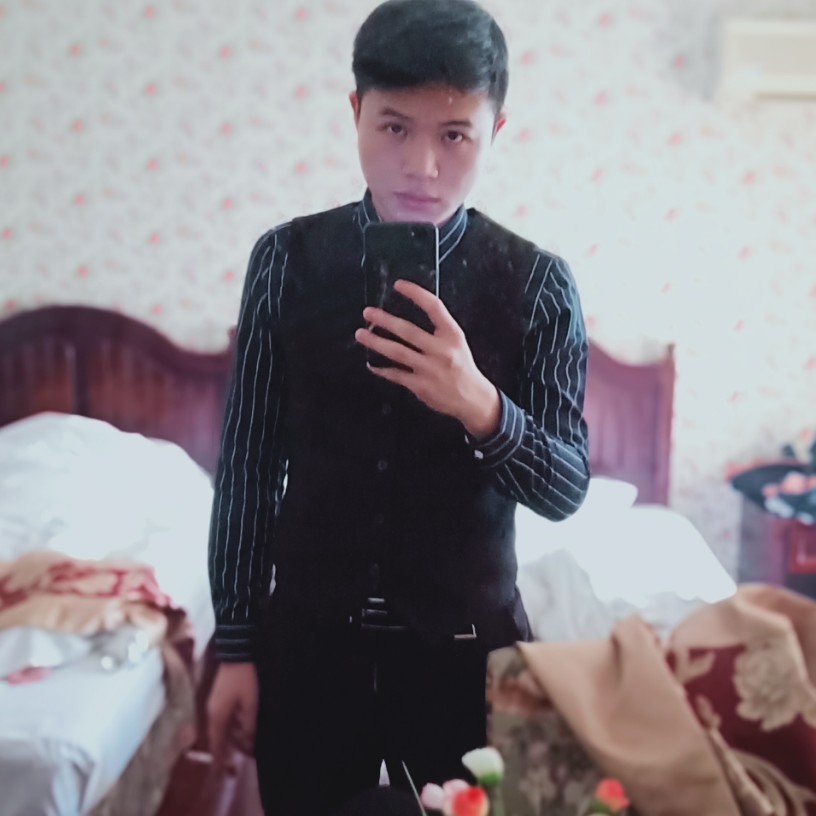 万世情的照片